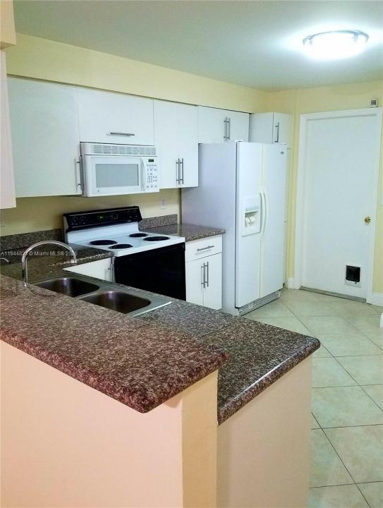 1601 Sorrento Dr, Weston, Florida 33326, Estados Unidos