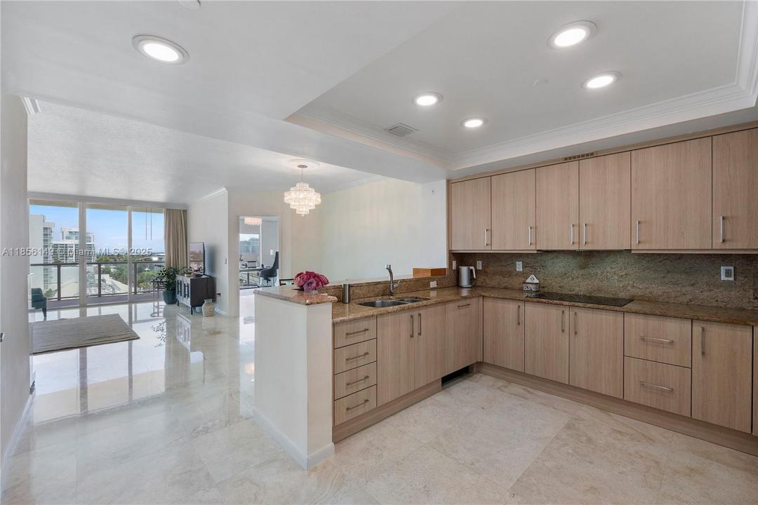 1819 SE 17th St 906, Fort Lauderdale, 佛羅里達州 33316, 美國