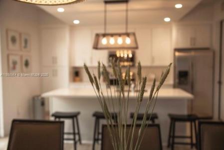15105 SW 180th St, Miami, Florida 33187, USA