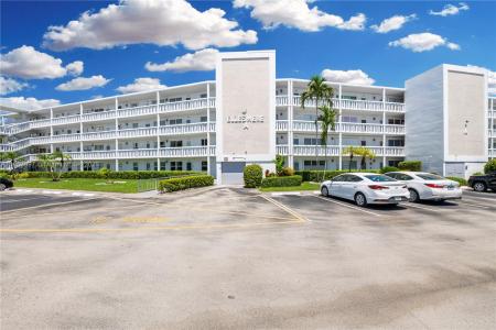 1010 Ellesmere A 1010, Deerfield Beach, Florida 33442, USA