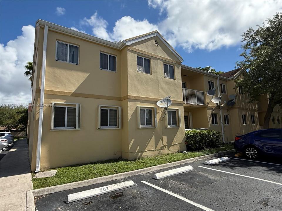 13810 SW 112th St 102, Miami, Florida 33186, Estados Unidos