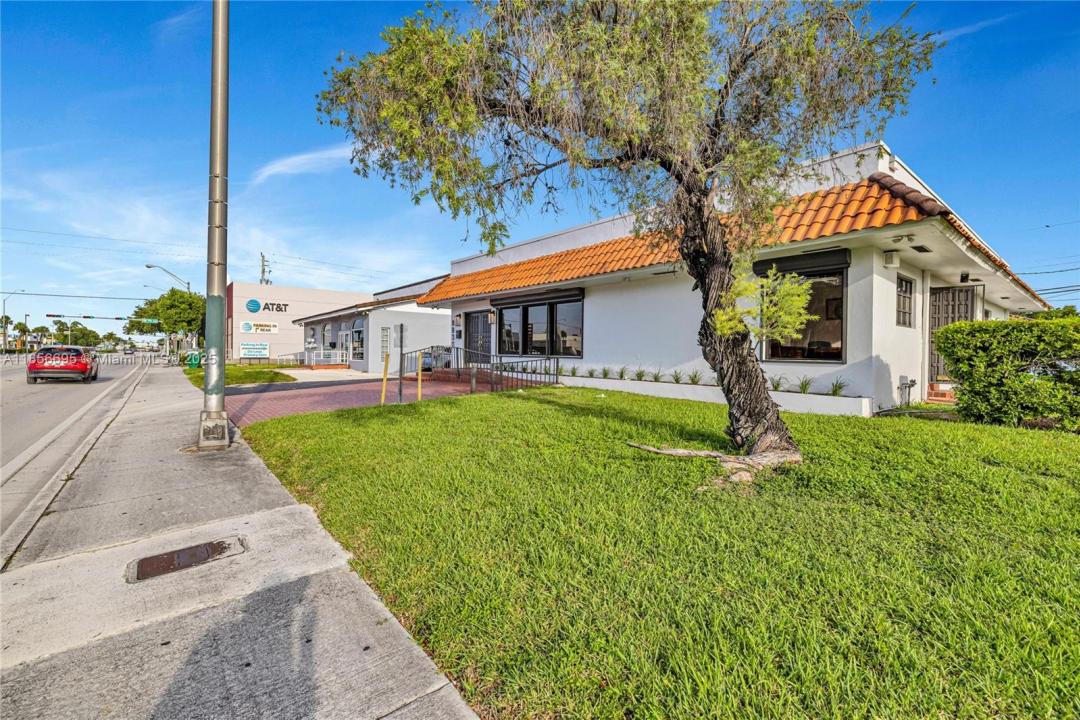 9930 SW 40th St 9930, Miami, フロリダ 33165, アメリカ合衆国