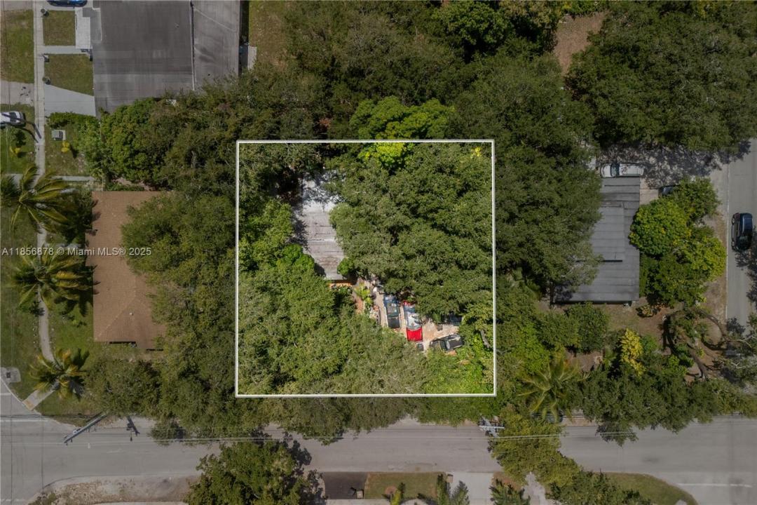 14350 NE 8th Ave, North Miami, Florida 33161, Estados Unidos