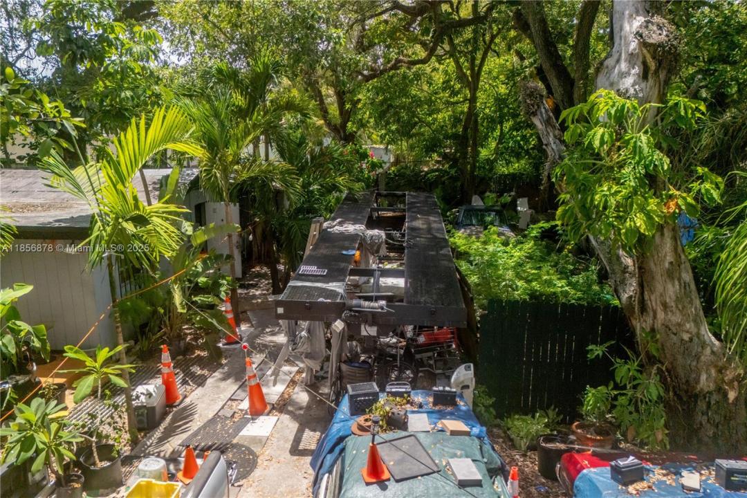 14350 NE 8th Ave, North Miami, Florida 33161, Estados Unidos