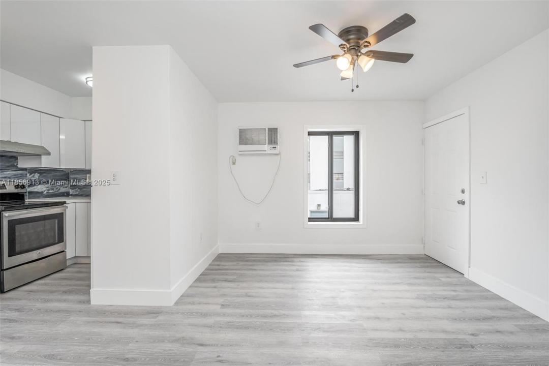 852 SW 1st St 4, Miami, 佛羅里達州 33130, 美國