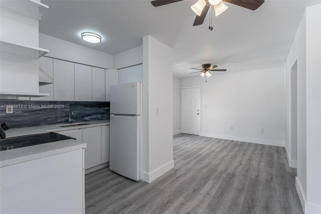 852 SW 1st St 4, Miami, 佛羅里達州 33130, 美國