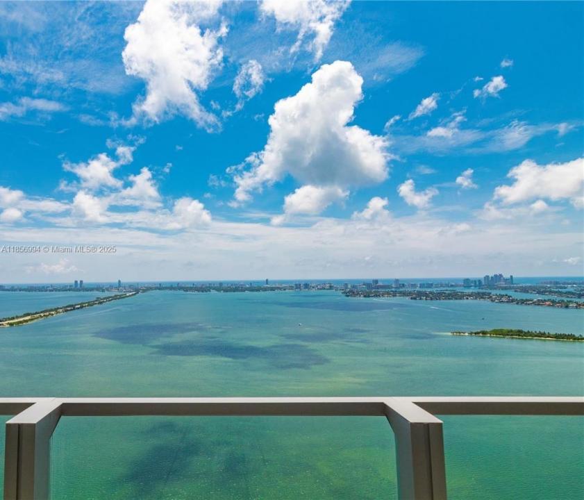 2900 NE 7th Ave LPH-4505, Miami, フロリダ 33137, アメリカ合衆国