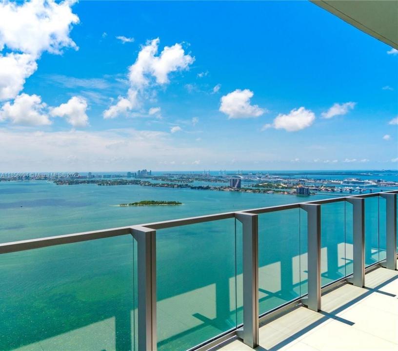 2900 NE 7th Ave LPH-4505, Miami, フロリダ 33137, アメリカ合衆国