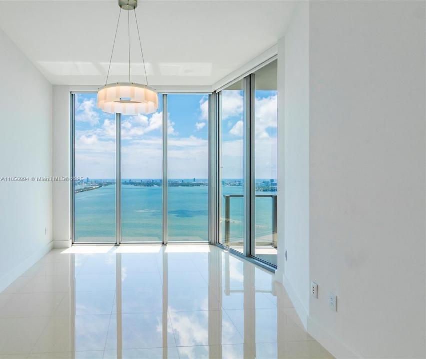 2900 NE 7th Ave LPH-4505, Miami, フロリダ 33137, アメリカ合衆国