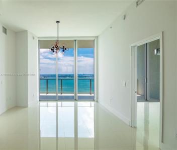 2900 NE 7th Ave LPH-4505, Miami, Florida 33137, USA