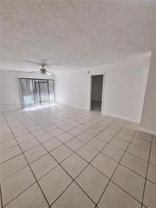 430 Commodore Dr 104, Plantation, Florida 33325, USA