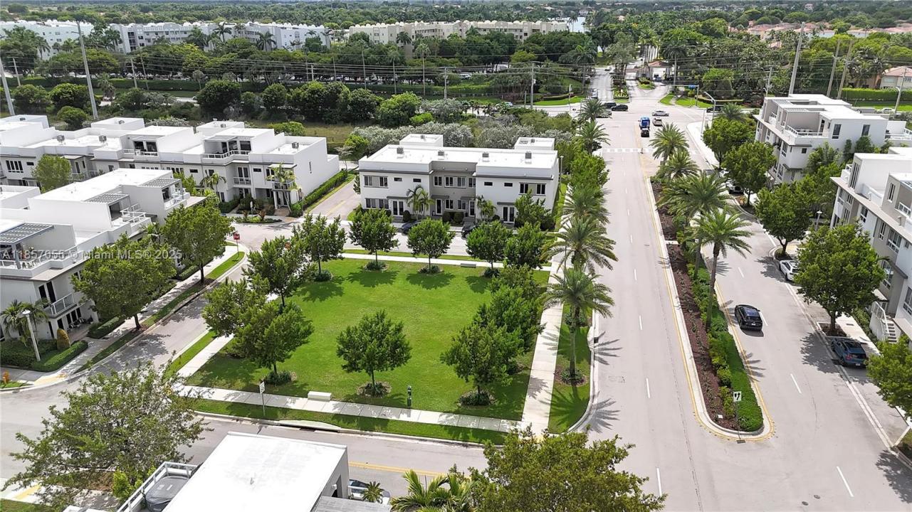 6504 NW 105th Pl, Doral, Floryda 33178, USA