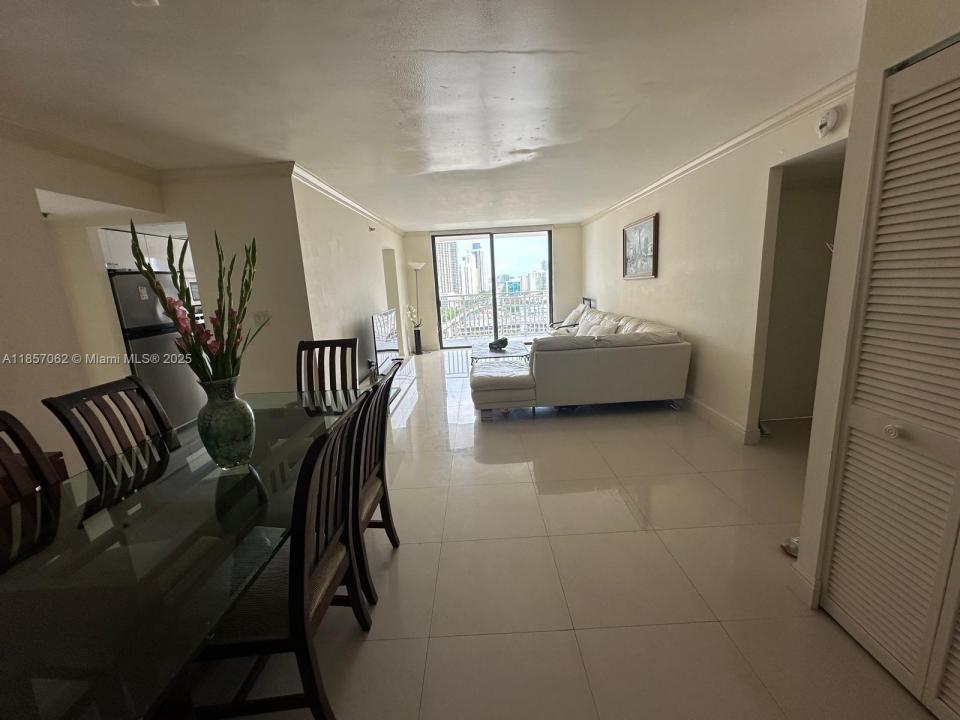 210 174th St 2202, Sunny Isles Beach, Florida 33160