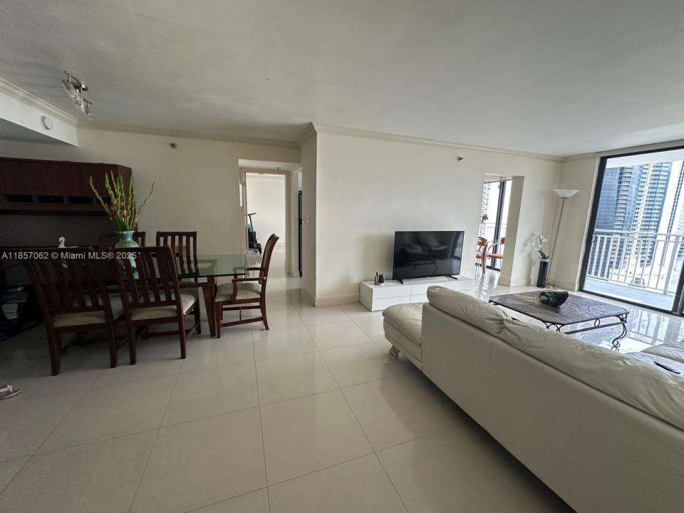210 174th St 2202, Sunny Isles Beach, Florida 33160