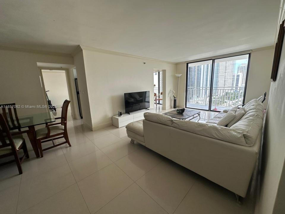 210 174th St 2202, Sunny Isles Beach, Florida 33160