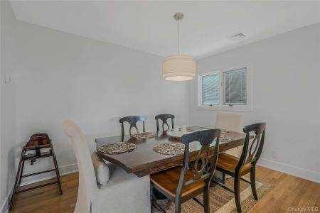 3 Old Town Lane, Huntington, New York 11743, USA