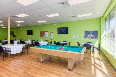 27 Post Avenue, North Hempstead, New York 11590, USA