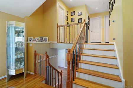 85 Vernon Drive, Eastchester, New York 10583
