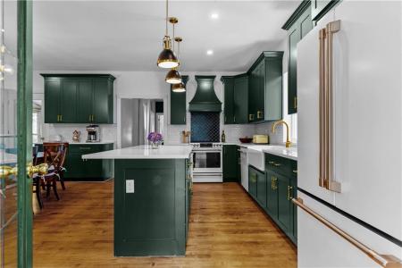 93 East Main Road, Portsmouth, Rhode Island 02871, États-Unis