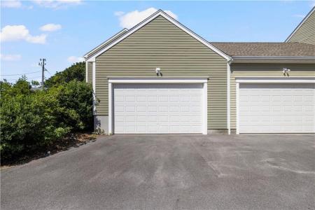 18 Vanderbilt Lane, Portsmouth, Rhode Island 02871