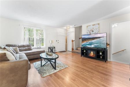 60 Hawthorne Place 3, North Providence, Rhode Island 02904, Estados Unidos