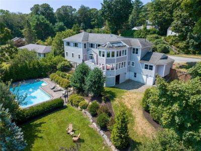 21 Crestwood Road, Warwick, Rhode Island 02886, États-Unis
