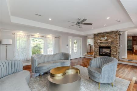 21 Crestwood Road, Warwick, Rhode Island 02886, États-Unis