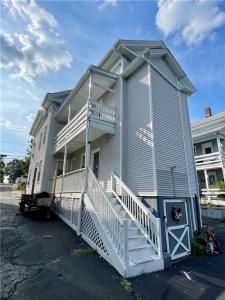 124 East Street, Woonsocket, Rhode Island 02895, Estados Unidos