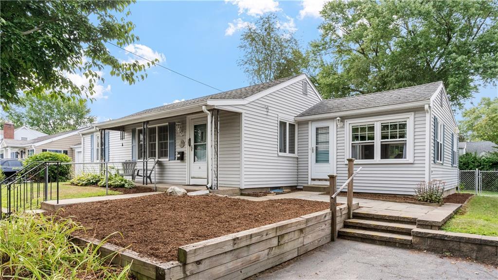 26 Winthrop Street, East Providence, רוד איילנד 02915, ארצות הברית של אמריקה