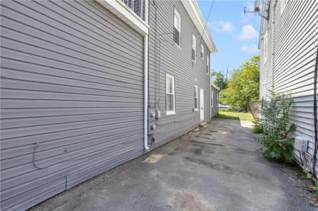 6 Mill Street, North Smithfield, Rhode Island 02896, HOA KỲ