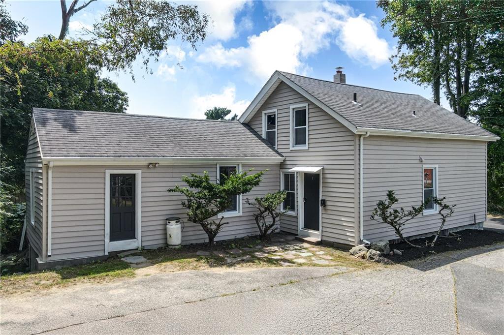 3 Curtis Lane, East Providence, Rhode Island 02915, USA