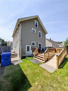 123 Francis Avenue, Pawtucket, Rhode Island 02860, États-Unis