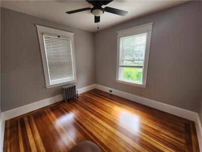 58 Seventh Street 2, East Providence, Rhode Island 02914, Estados Unidos