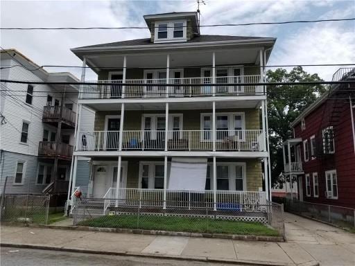 213 Dulude Avenue 3, Woonsocket, Rhode Island 02895, Estados Unidos