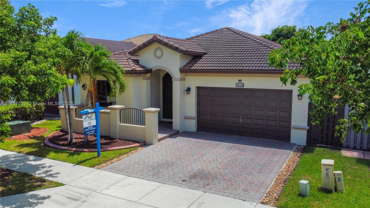 10502 SW 231 Terrace, Miami, 佛罗里达州 33190, 美国