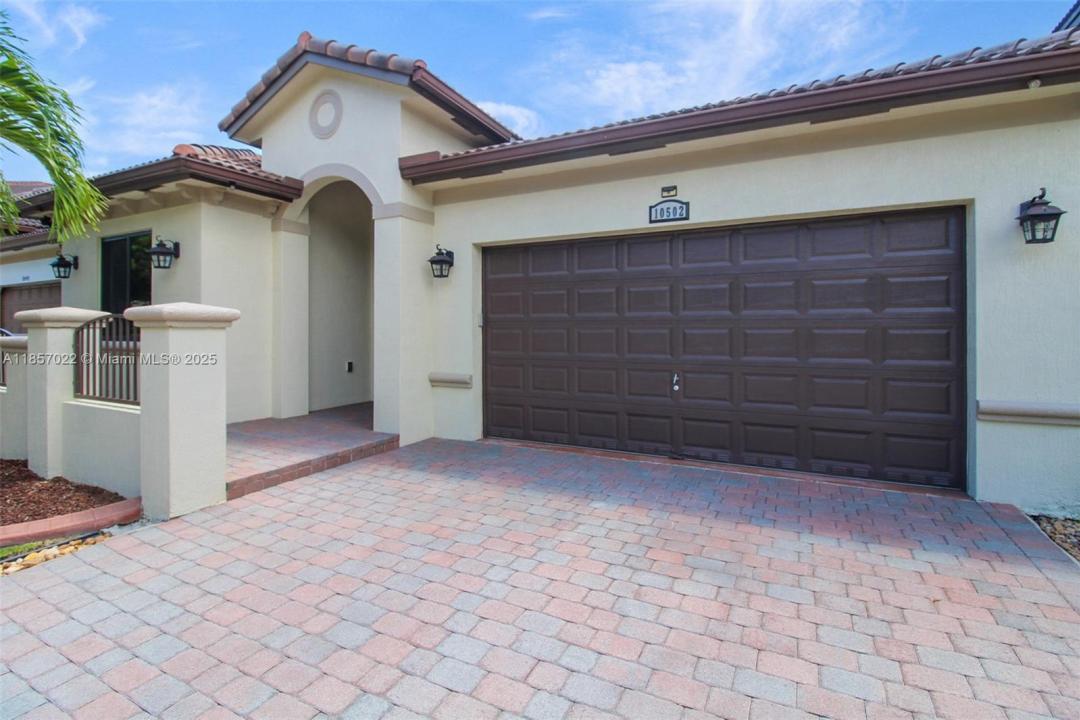 10502 SW 231 Terrace, Miami, 佛罗里达州 33190, 美国
