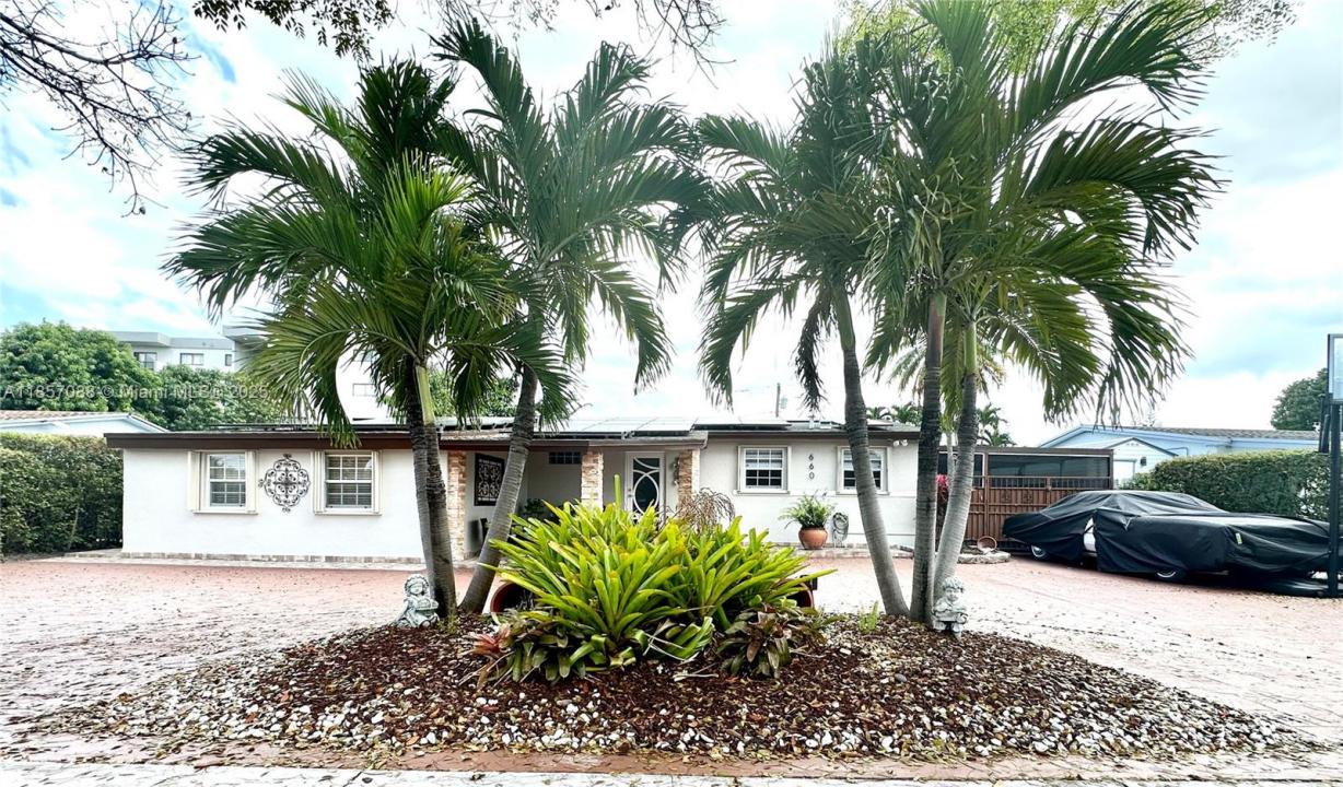 660 W 70th Pl 0, Hialeah, Florida 33014, HOA KỲ