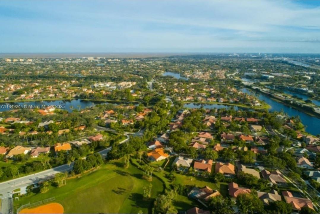 1946 Harbor View Cir, Weston, Florida 33327, Estados Unidos