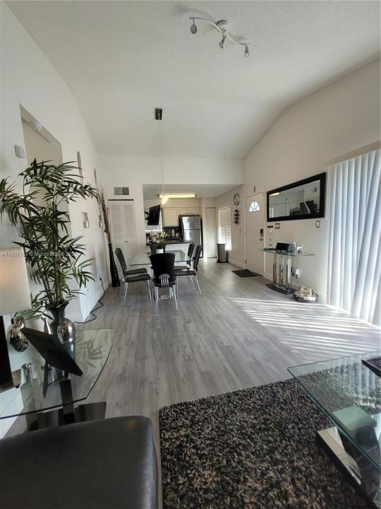 4375 White Pine 82-4, Orlando, فلوريدا 32811, الولايات المتحدة