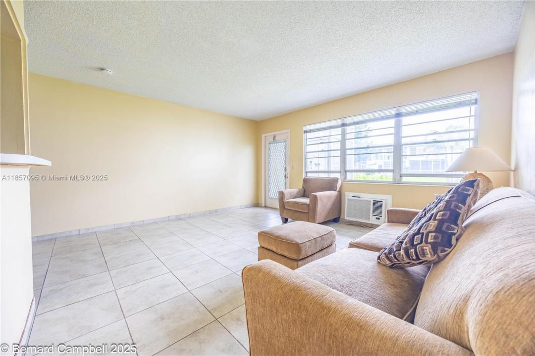 26 Prescott B 26, Deerfield Beach, Floride 33442, États-Unis
