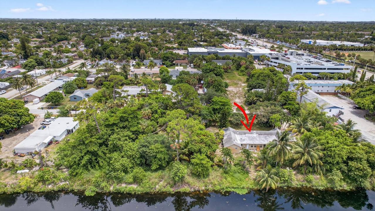 129 Fleming Avenue, Greenacres, Florida 33463