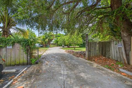 129 Fleming Avenue, Greenacres, Florida 33463