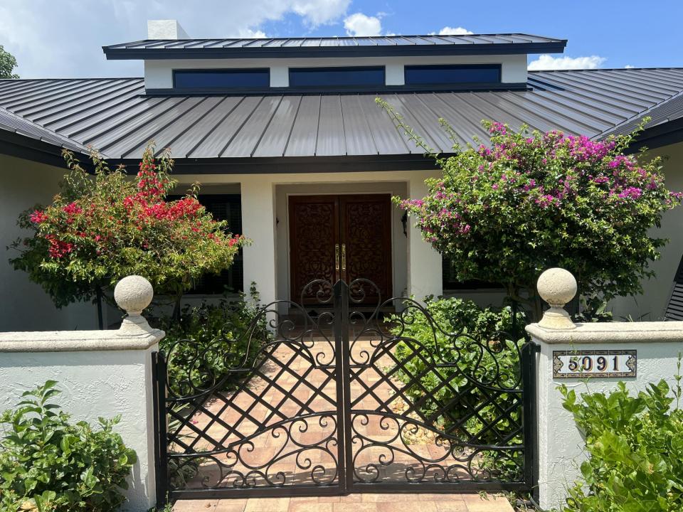 5091 SE Burning Tree Circle, Mariner Sands Country Club, Stuart, Florida 34997