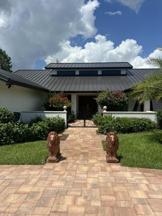 5091 SE Burning Tree Circle, Mariner Sands Country Club, Stuart, Florida 34997