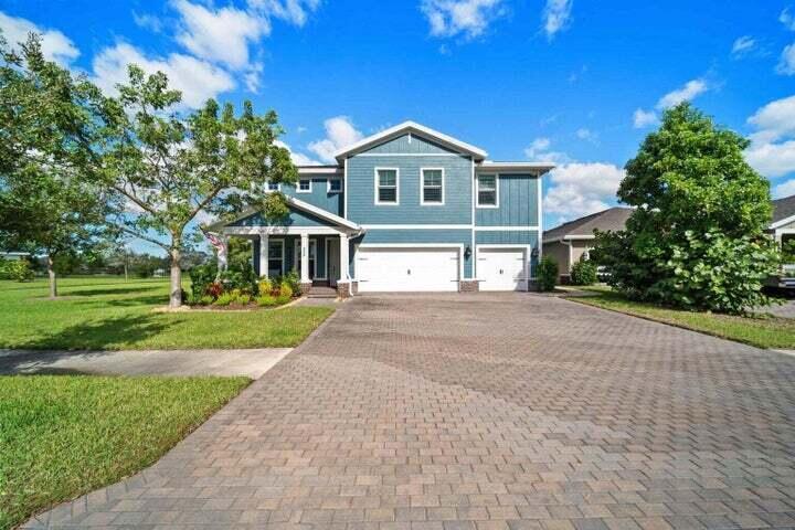898 Sweetgrass Street, Loxahatchee, Florida 33470