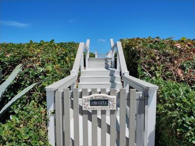 5500 Old Ocean Boulevard 210, Ocean Ridge, Florida 33435, Estados Unidos