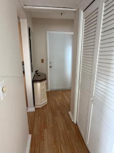 4025 N Federal Hwy 221A, Fort Lauderdale, Florida 33308, USA