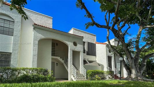 3570 Magellan Cir 222-2, Aventura, Florida 33180, USA