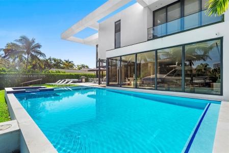 418 Sunset Dr, Hallandale Beach, Flórida 33009, Estados Unidos