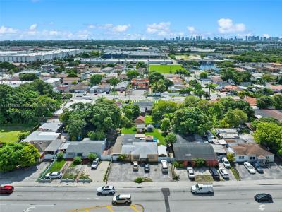 871 SE 8th Ave, Hialeah, Flórida 33010, Estados Unidos